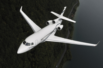 Porovnání luxusní letecké dopravy: Private jet, first class a aerotaxi